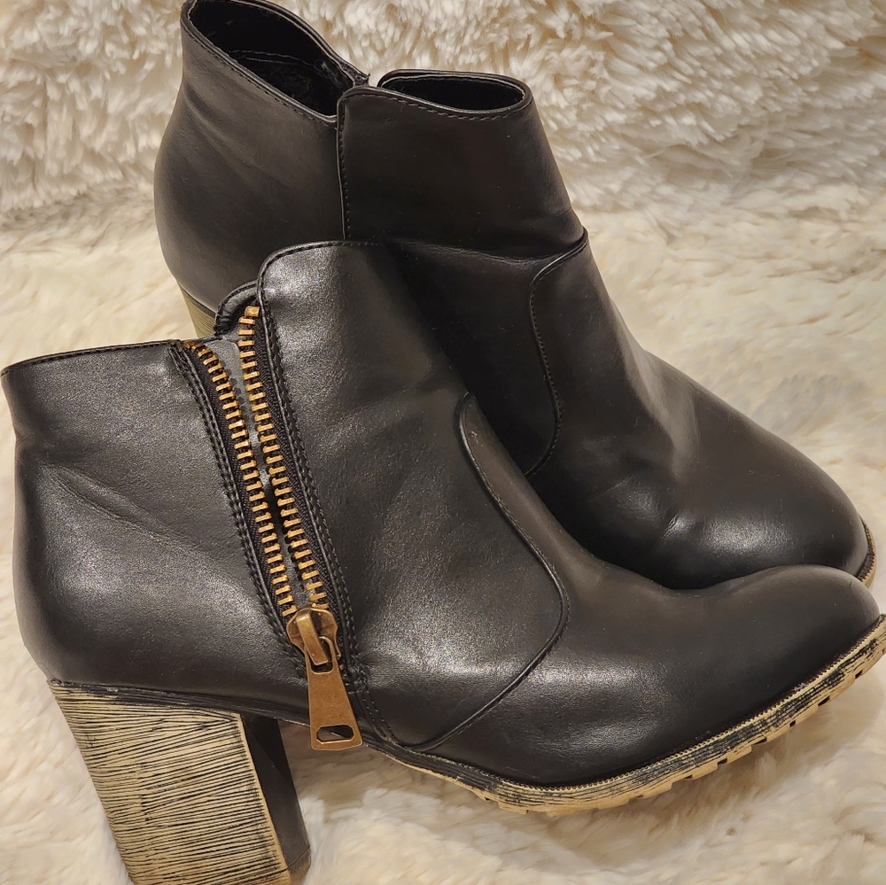 Bamboo boots
